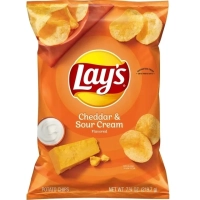 Чіпси Lay's Chips Cheddar & Sour Cream Сир і Сметана 220г