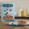 Сухий сніданок Сіннабон із корицею Kellogg's Cinnabon Cold Breakfast Cereal 246г