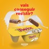 Йогурт с карамелью и кусочками Твикс Danone Twix 120г