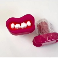 Леденец Зубы Зомби розовый Halloween Zombie Candy Teeth Pink 15г