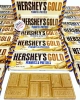 Шоколад Hershey's кренделёк и арахис в карамельном креме